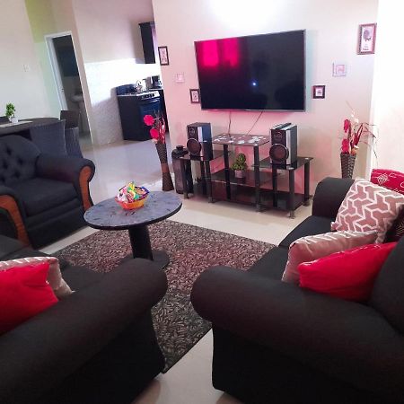Loodik Vacation Home Brompton Manor Black River Dış mekan fotoğraf