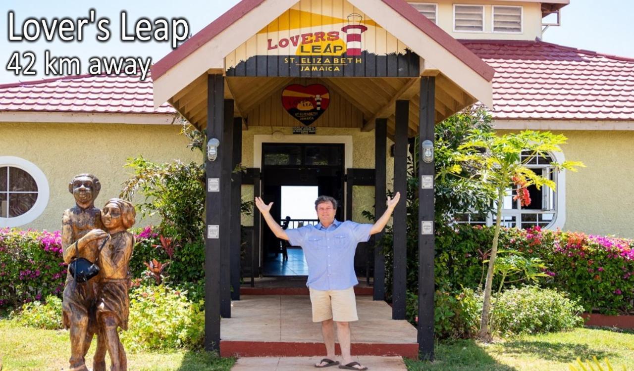 Loodik Vacation Home Brompton Manor Black River Dış mekan fotoğraf