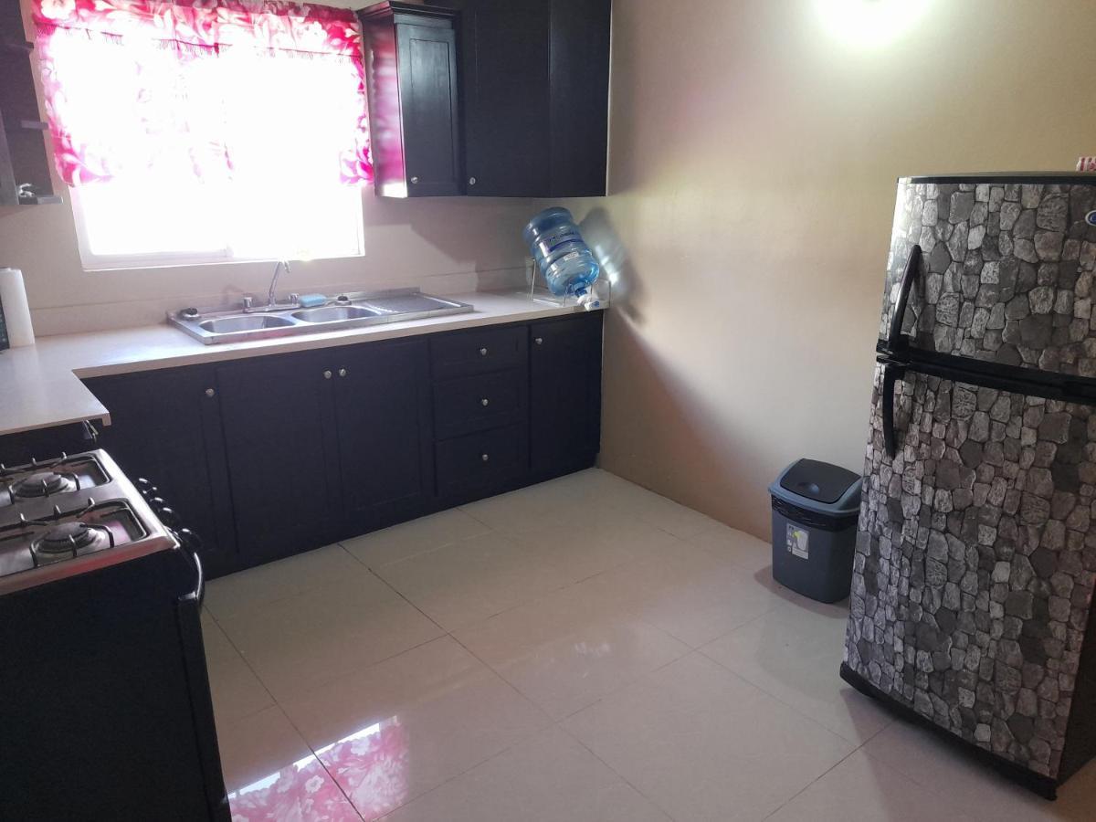 Loodik Vacation Home Brompton Manor Black River Dış mekan fotoğraf